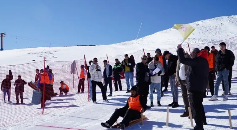 Erciyes'te Geleneksel Kızak Türkiye Şampiyonası heyecanı