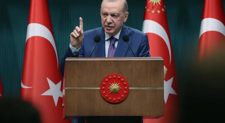 Erdoğan: Diplomaside güçlü, savunma sanayide destan yazan Türkiye var