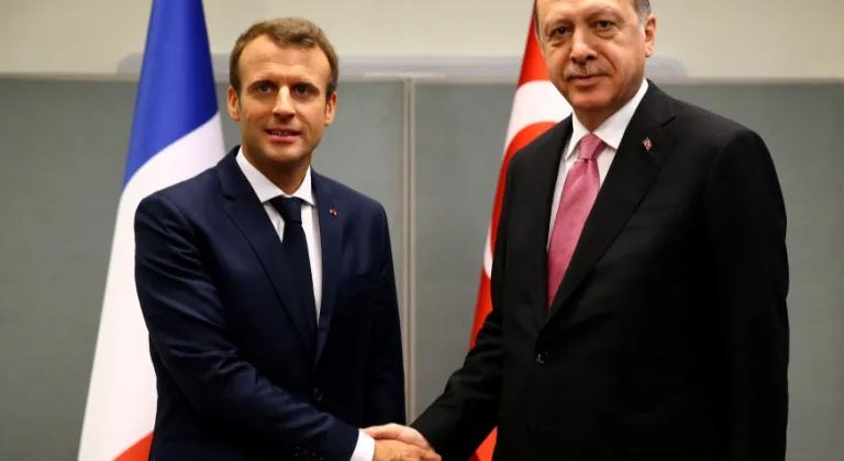 Erdoğan, Macron ile küresel çatışmaları görüştü
