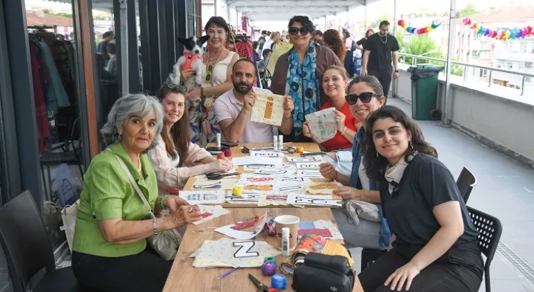 Esat Semt Hâli'nde renkli kermes