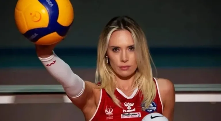 Eski voleybolcu Derya Çayırgan'a adli kontrol talebi