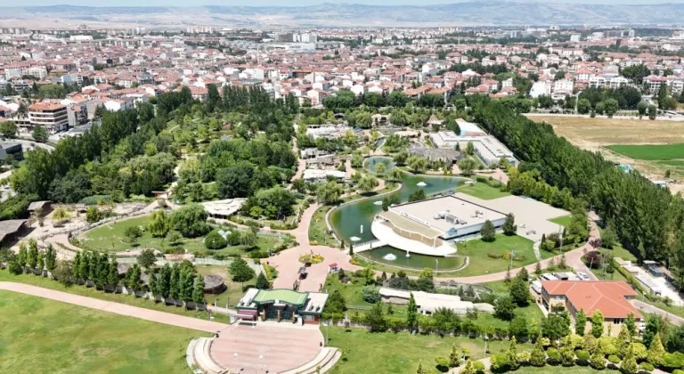 Eskişehir Hayvanat Bahçesi güçlü konumunu koruyor