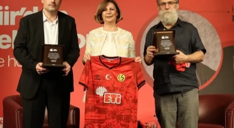 Eskişehir’de Şiir ve Futbolun Buluşması
