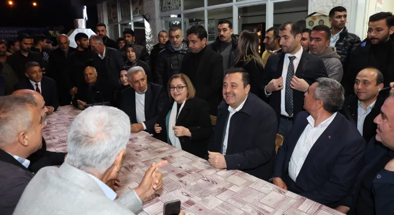 Gaziantep Karkamış'ta aynı sofrada buluştular