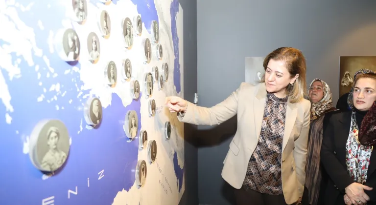 Gaziantep’te “19. Asırda Osmanlı Coğrafyasında Kadın” sergisi açıldı
