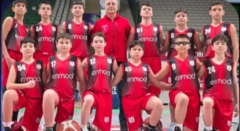 Gemlikspor Küçük Erkekler namağlup çeyrek finalde