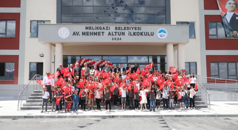 Gençlerin geleceği Kayseri Melikgazi ile gelişiyor