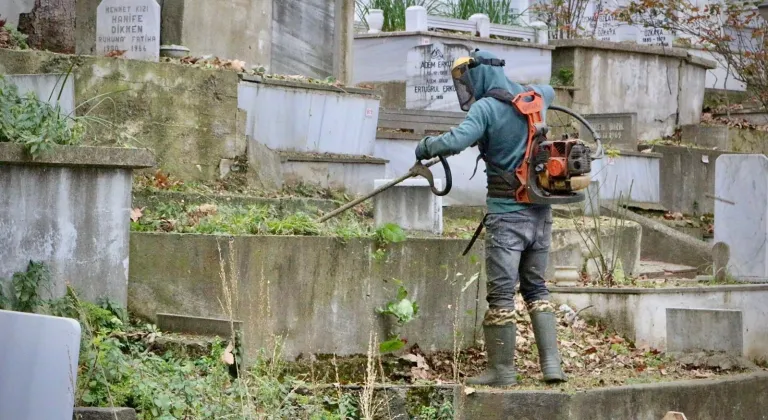 Giresun'da mezarlıklar bayrama hazır