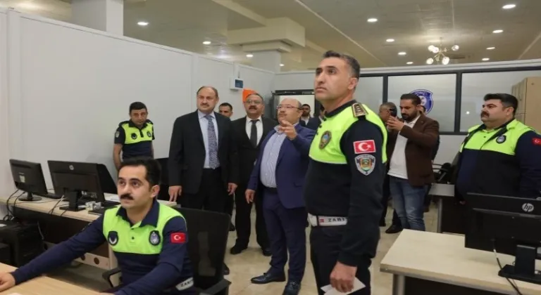 Gülpınar’dan zabıtaya net mesaj: “Disiplin olmadan başarı olmaz”