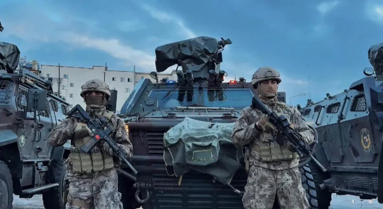 Hakkari merkezli operasyon... 20 milyar liralık yasa dışı bahis ağı çökertildi!