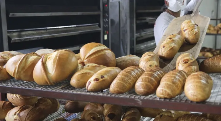 Halk ekmek 5 yeni ekşi mayalı ekmek daha üretti