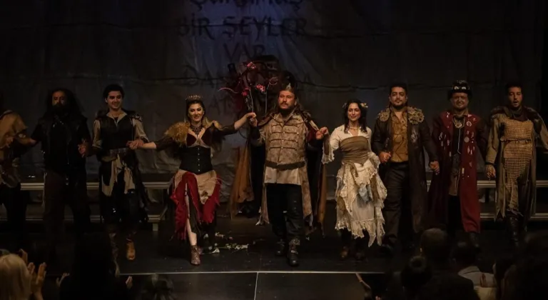 Hamlet, Avrupa’da büyük beğeni topladı