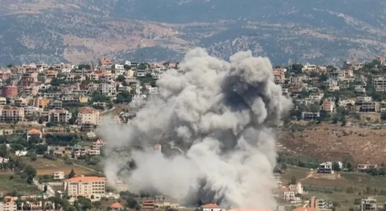 Hizbullah İsrail’i duman ediyor