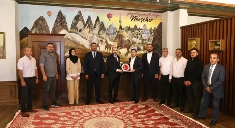 Hizmet-İş Nevşehir Şubesi’nden Belediye’ye Ziyaret

