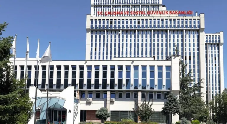 Hizmet Kolları Netleşti: Yeni Yönetmelik Resmi Gazete’de Yayımlandı
