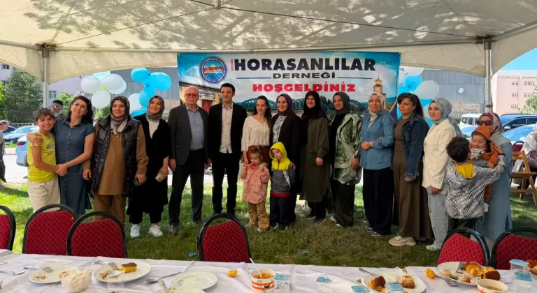Horasanlılar Derneği’nden Aşure İkramı ve Piknik Etkinliği