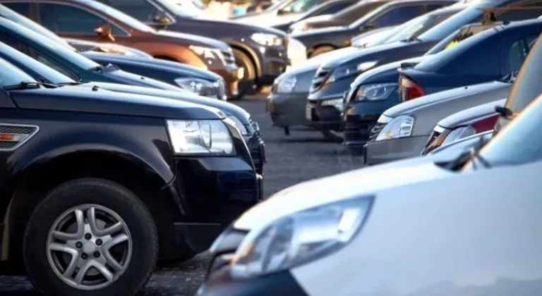 İkinci El Otomobilde Bayram Hareketliliği Başladı







