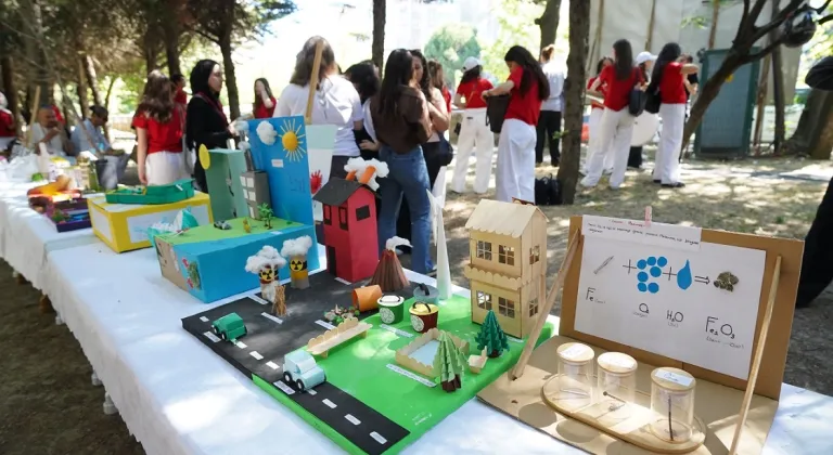 İstanbul Beylikdüzü'nde genç mucitler bilimle buluştu