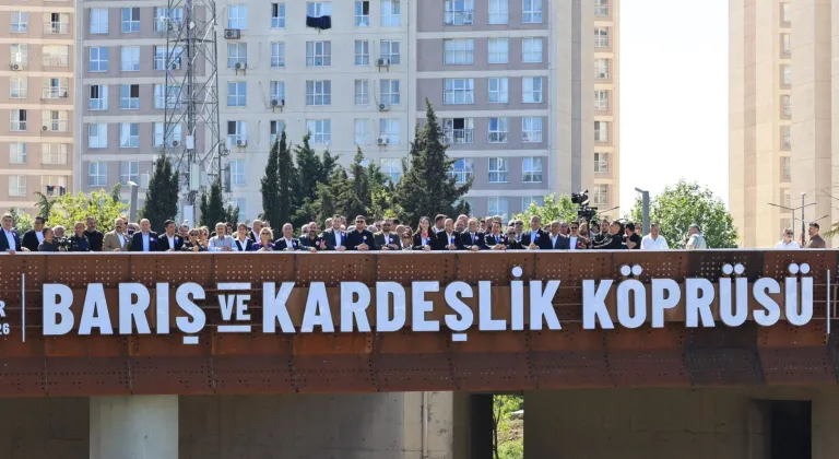 İstanbul Esenyurt'ta 'Barış ve Kardeşlik' Köprüsü açıldı