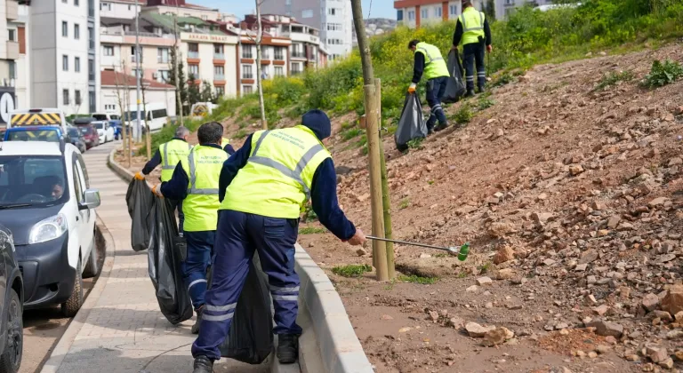 İstanbul Maltepe'de bahar temizliği