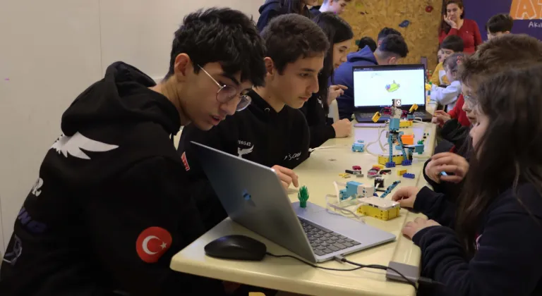 İstanbul Maltepe'de çocuklara inovasyon atölyesi
