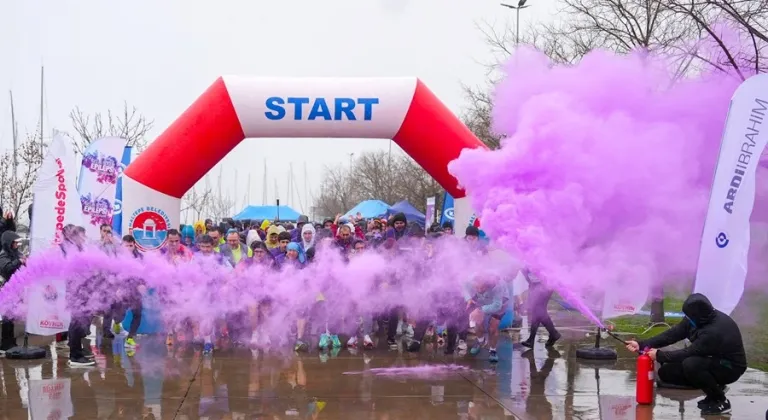 İstanbul Maltepe’de epilepsi farkındalığı için mor koşu