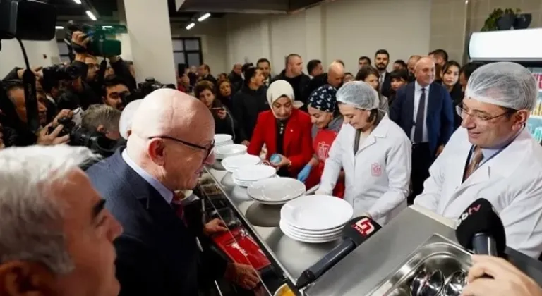İstanbul Üsküdar’da Kent Lokantası Hizmete Girdi







