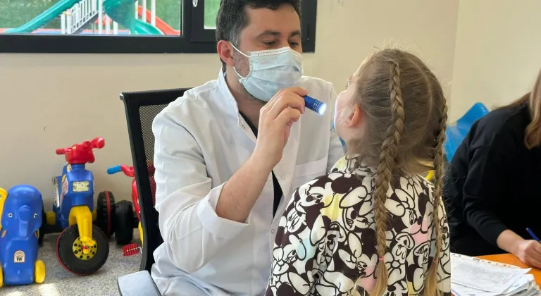 İstanbul'da 'Yuvamız Bakırköy'de miniklere sağlık taraması