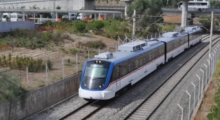 İZBAN’da İki İstasyon Arasında 3 Günlük Sefer Kesintisi








