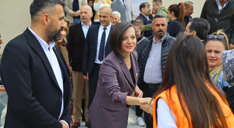 İzmir Karabağlar Belediyesi bayramlaştı