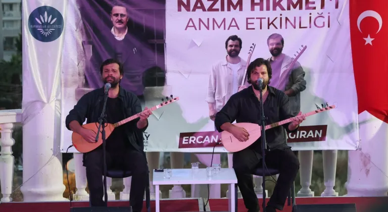İzmir Karabağlar'da Nazım Hikmet'in dizeleri yankılandı