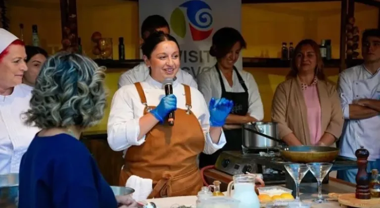 İzmir  Midilli Gastronomi ve Kültür Festivali Yoğun İlgi Gördü