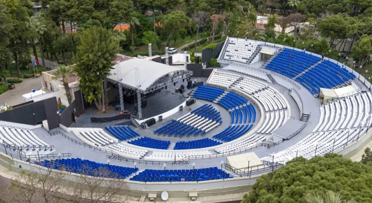 İzmir'de Açıkhava’ya VIP konforu