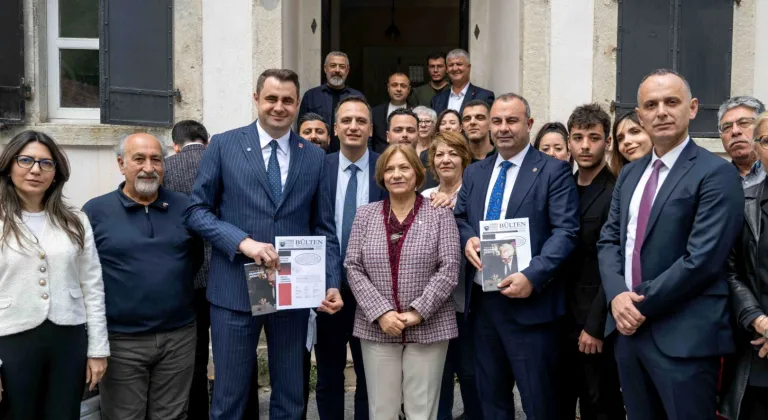 İzmir'de CHP ilk Bornova'da sahaya indi