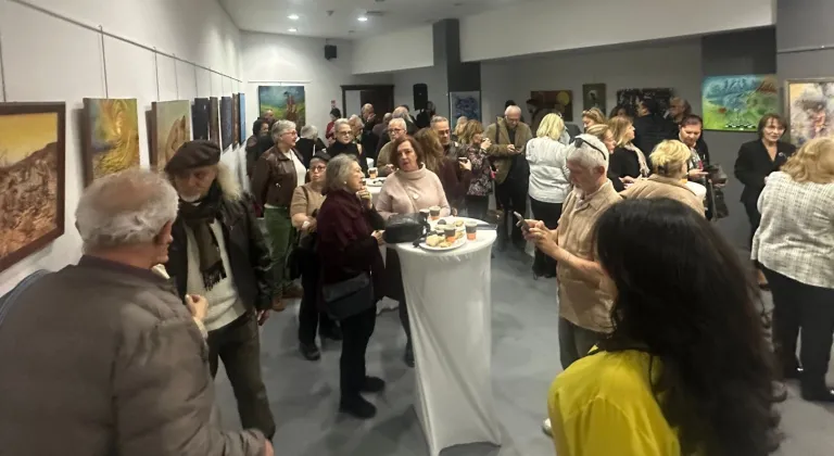 İzmir’de “Doğa, Kadın ve Su” sergisi sanatseverlerle buluştu