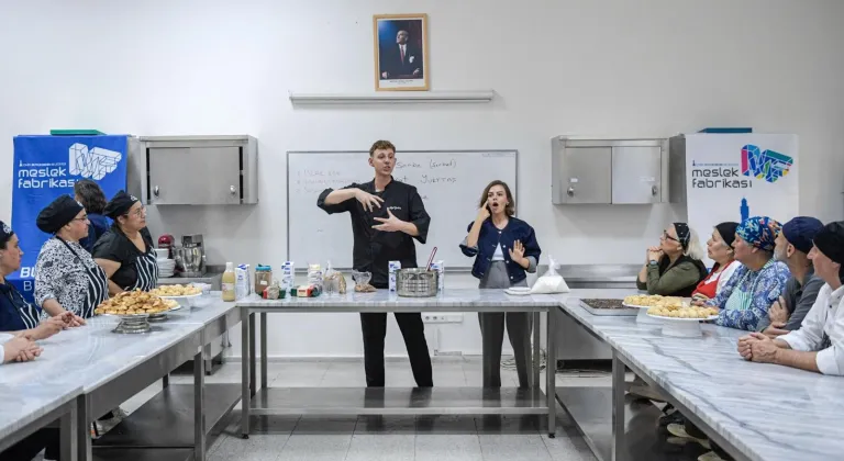 İzmir’de Engelliler Haftası’nda tatlı atölyesi