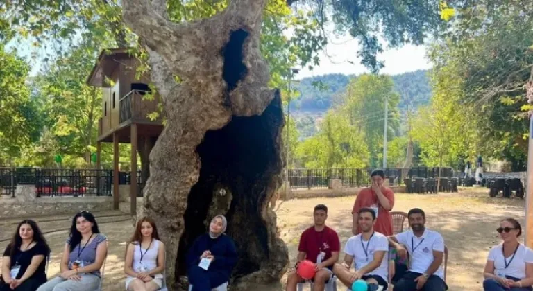 İzmir’de Gençler için “Değişim ve Dönüşüm” Kampı