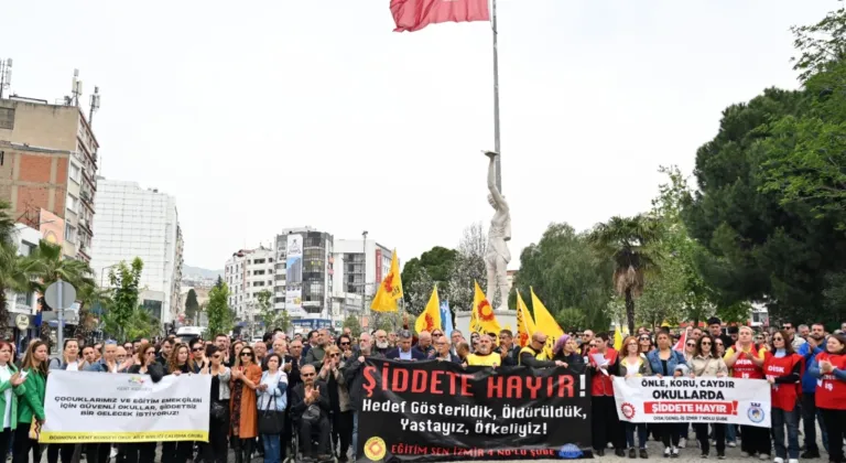 İzmir'de güvenli eğitim eylemi