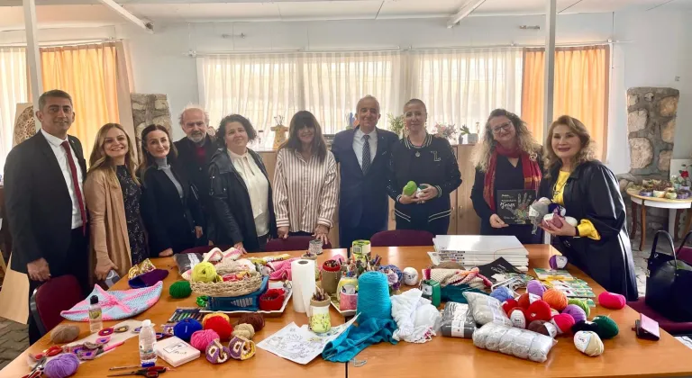 İzmir’de huzurevinde duygu dolu gün