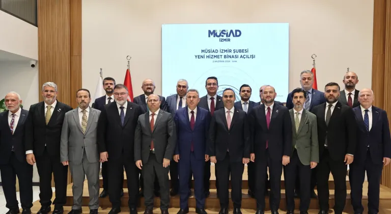İzmir’de iş dünyası buluşması gerçekleştirildi