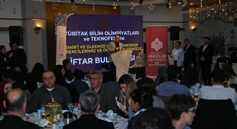 İzmir'de TÜBİTAK ve TEKNOFEST'in başarılı öğrenci ve öğretmenleri ağırlandı