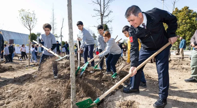 İzmir'de yeşil alan dönüşümünde umut filizlendi