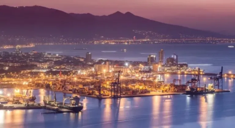 İzmir’e Dijital İkiz Projesiyle Akıllı Kent Hamlesi








