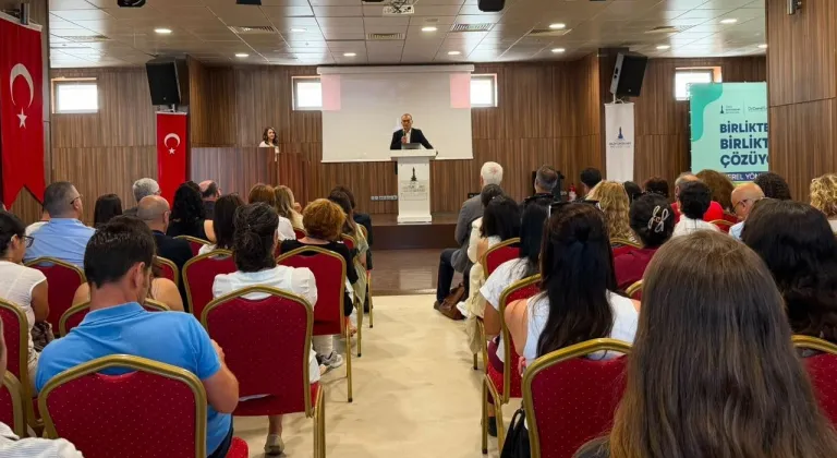 İzmir’in evde bakım modeli masaya yatırıldı