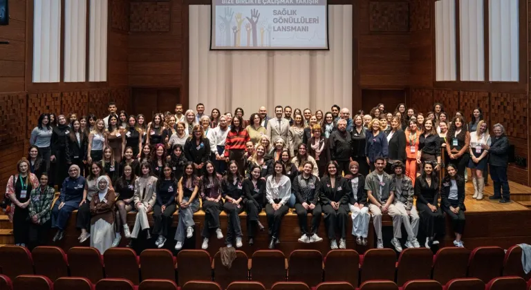 İzmir’in gönüllü sağlıkçıları sahaya iniyor