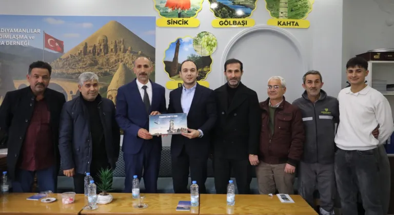 İzmit Belediyesi'nden derneklere nezaket turu