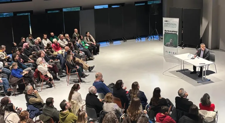 İznik Gölü’nün sular altındaki tarihi Nilüfer'de konuşuldu