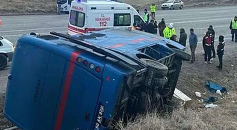 Kağıthane’de cezaevi nakil aracı devrildi: 19 yaralı