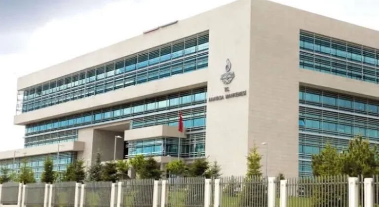 Kanunlarda Kritik Değişiklikler: Anayasa Mahkemesi, YÖK ve TSK’da Yeni Düzenlemeler










