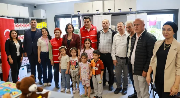 Karabağlar'da Sosyal Market’in 2'ncisi Çalıkuşu’nda
